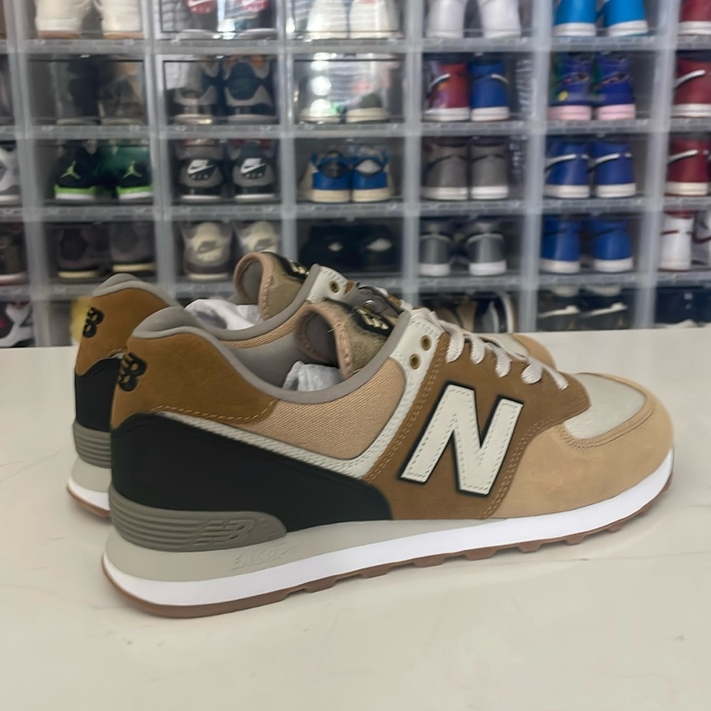 NWOT Rare Men’s New Balance 574 ‘Military Patch’